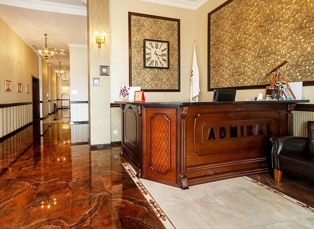 The Admiral Hotel Batumi Bagian luar foto
